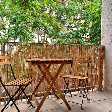 Le Petit Provencal Апартаменты *